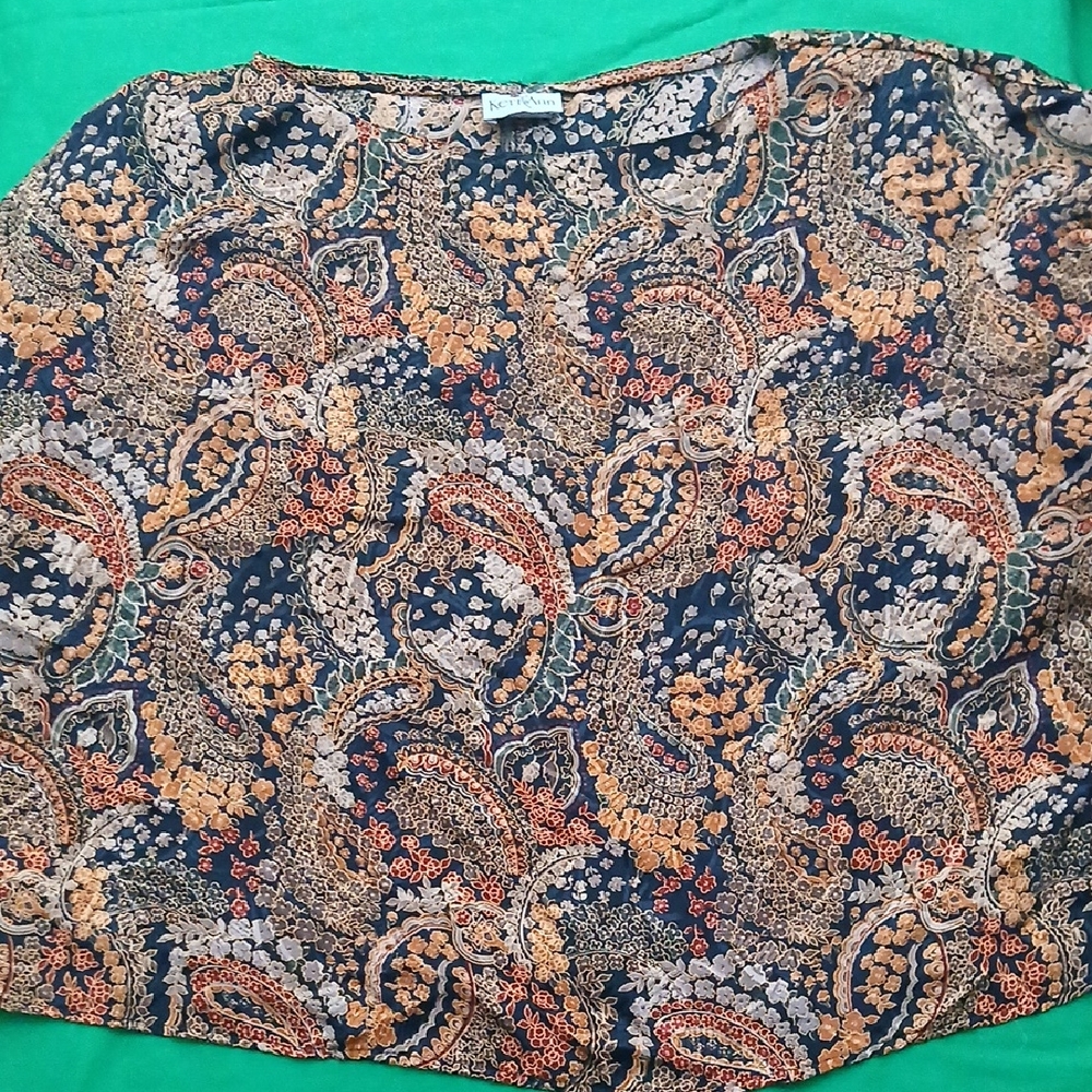 Elegant Paisley A-Line Women's Top Vintage